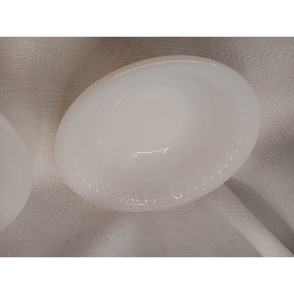 2) Vintage Federal White Milk Glass Oven Ware Kids Berry Cereal Bowl F Shield 5" - Picture 3 of 7